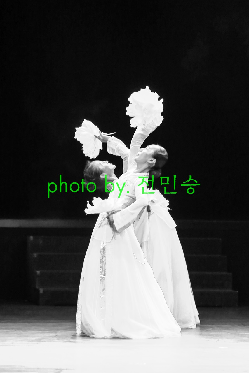 20150731 한국춤 백년화 공연 사진입니다