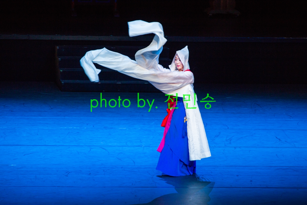 20150731 한국춤 백년화 공연 사진입니다